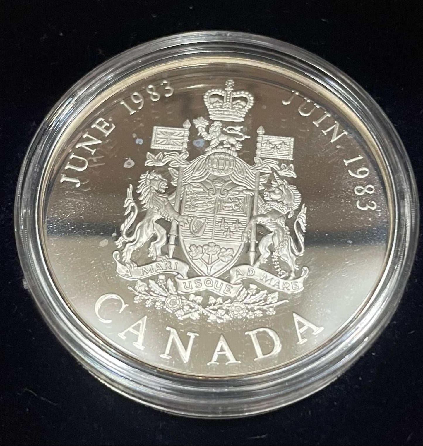 1983 925 sterling silver commemorative medal of Canada featuring intricate craftsmanship and the Prince and Princess of Wales tribute.