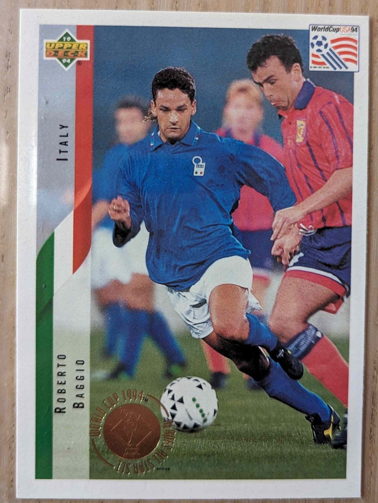 1994 Upper Deck World Cup Heroes Roberto Baggio card showing him in Italy jersey.