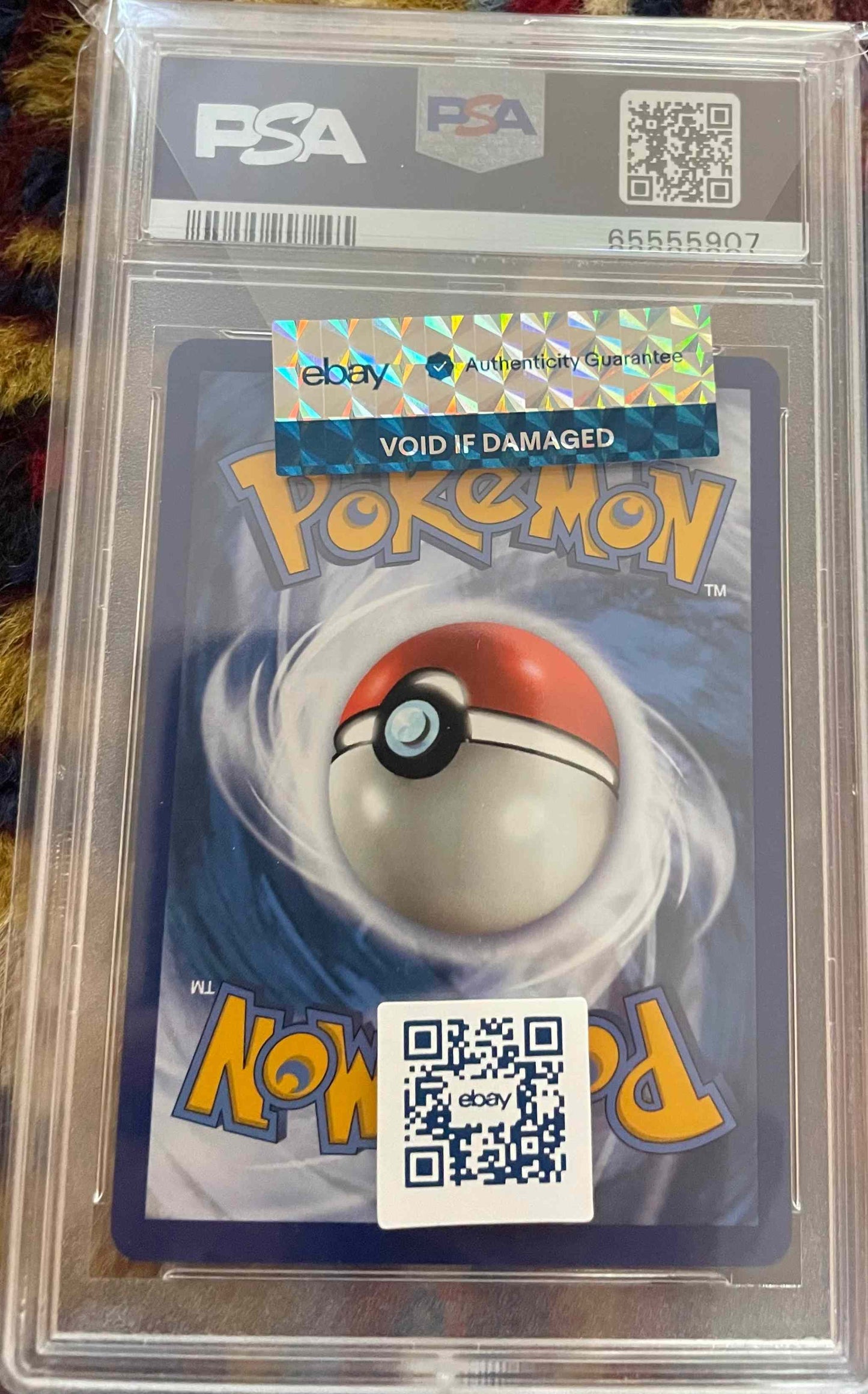 Chilling Reign #177/198 Galarian Moltres V card in protective PSA case.