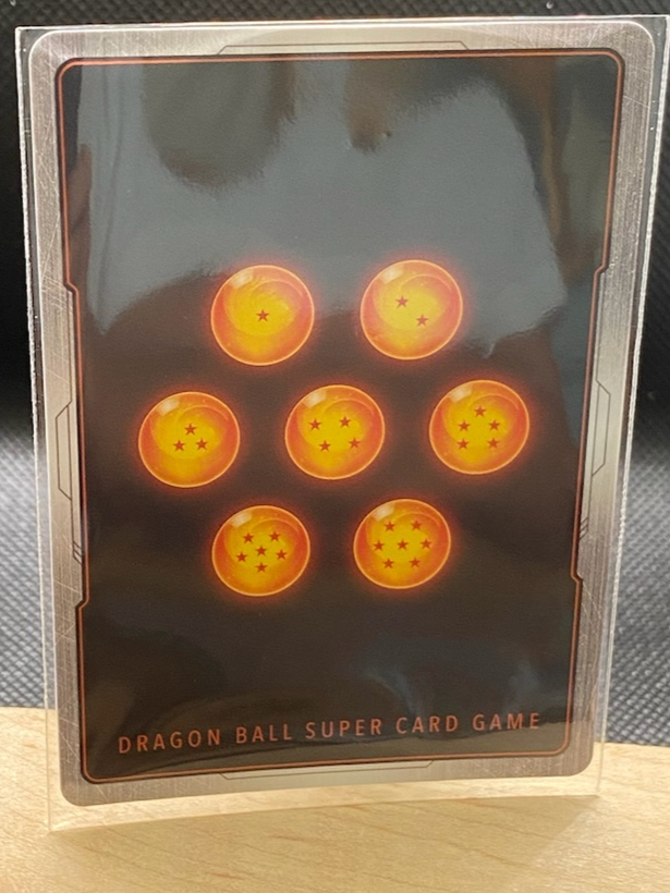 Foil Dragon Ball Super card featuring Son Goku and allies in battle, high-quality with stunning graphics.