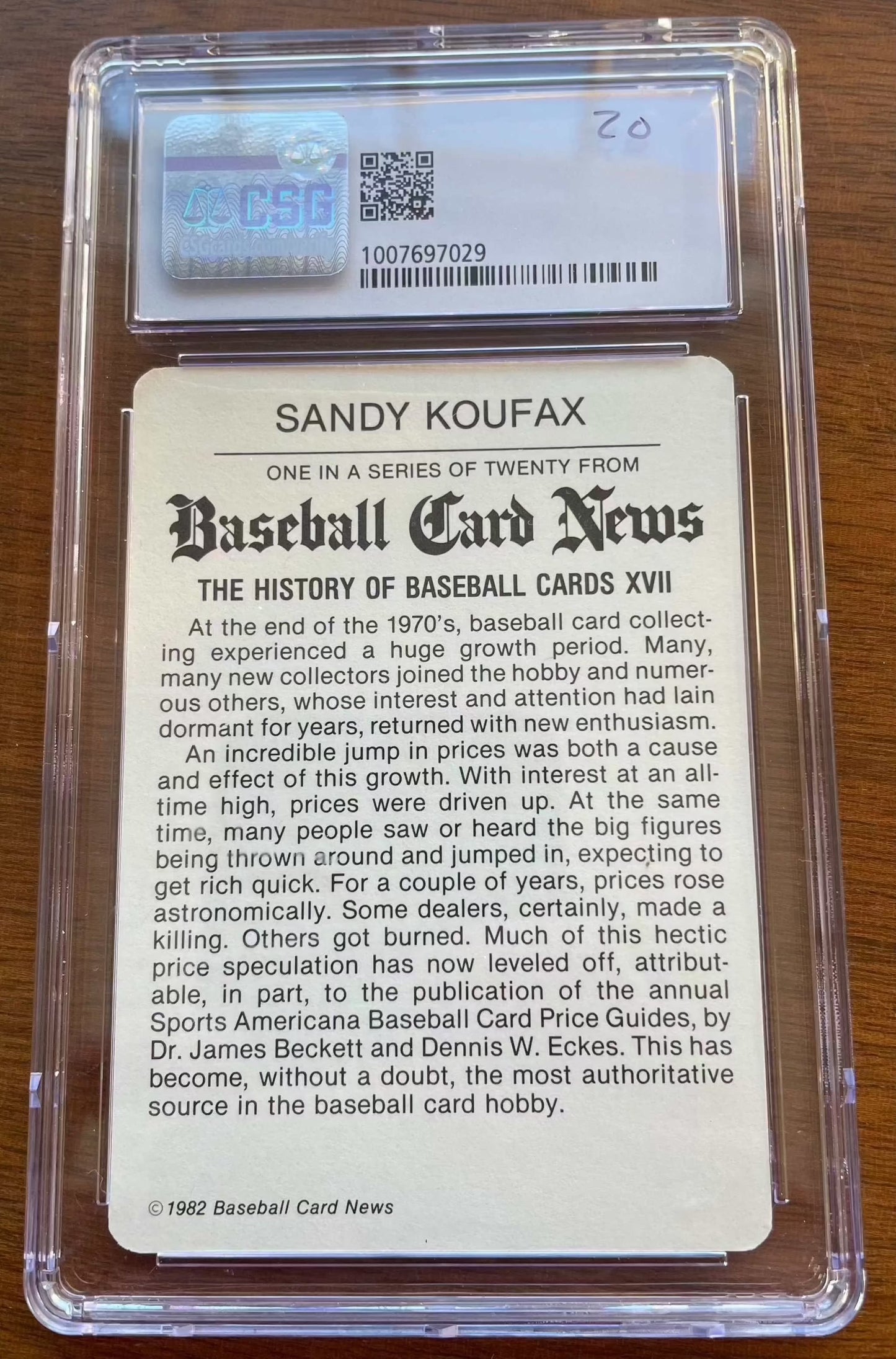 1982 Baseball Cards Sandy Koufax 17 HOF, mint condition, certified sports guarantee.