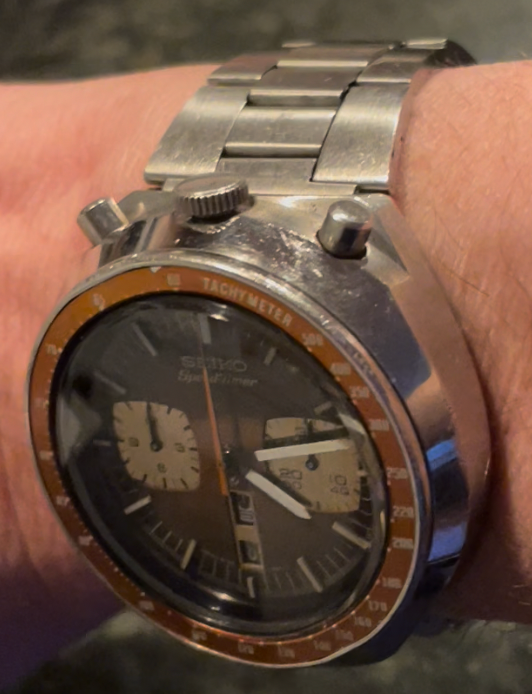 SEIKO Speedtimer 6138-0040 BULLHEAD vintage chronograph watch on wrist