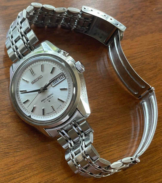 SEIKO BELL MATIC 4006 7012 watch with Stelux bracelet and mechanical alarm.