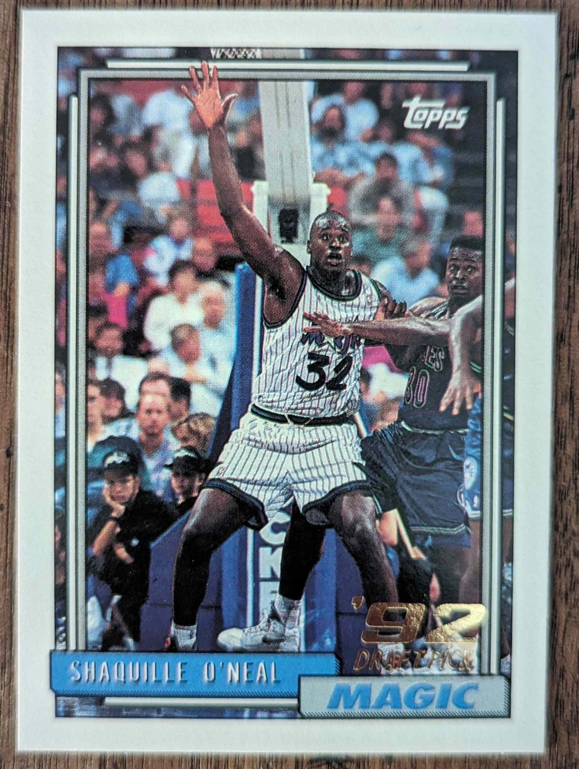 1992-93 Topps Shaquille O'Neal Gold card in a 24hr auction, collectible basketball memorabilia.