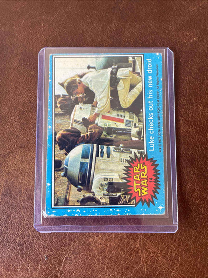 Rare Circa 1977 Star Wars card showing iconic characters, part of a 5-card lot for collectors.