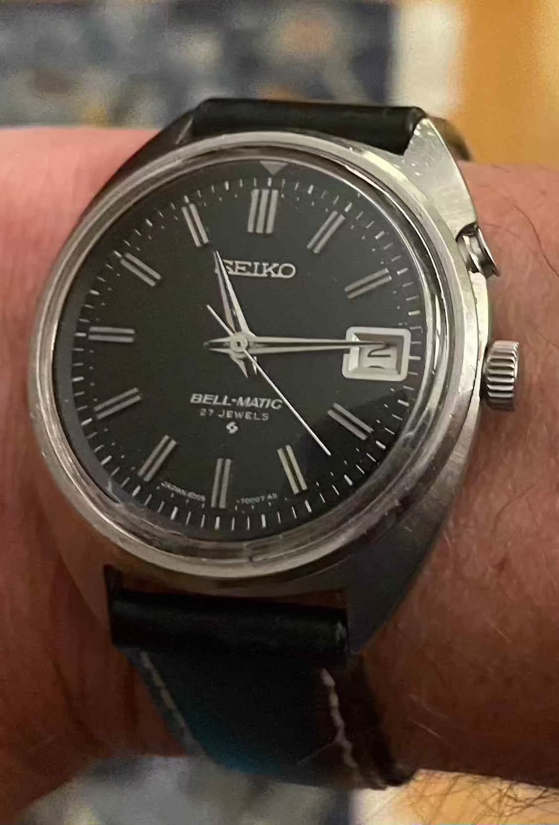 SEIKO BELL MATIC 4005 7000 watch with black leather band and original glass.