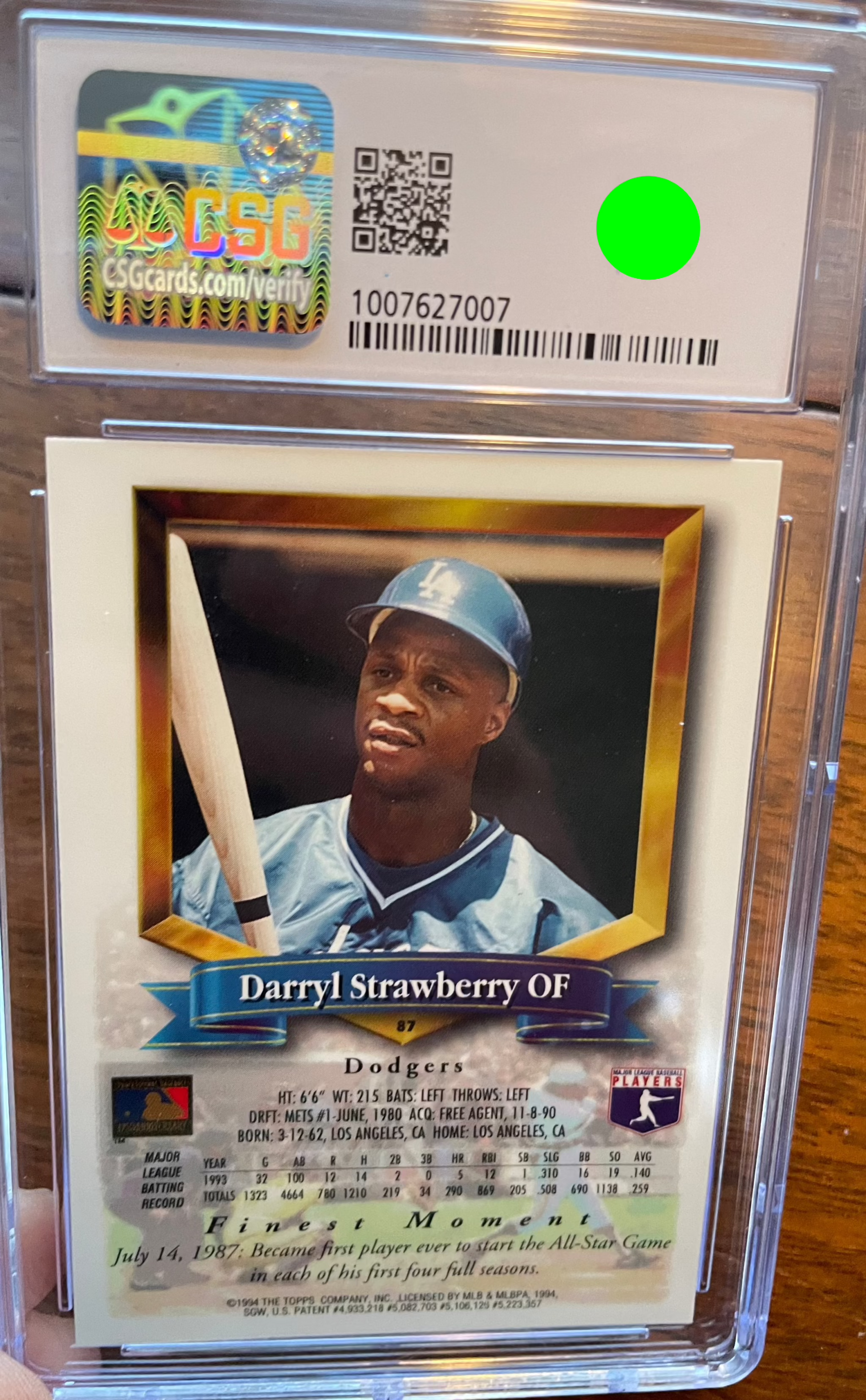 1994 Topps Finest #87 Darryl Strawberry baseball card, CGC graded 8.