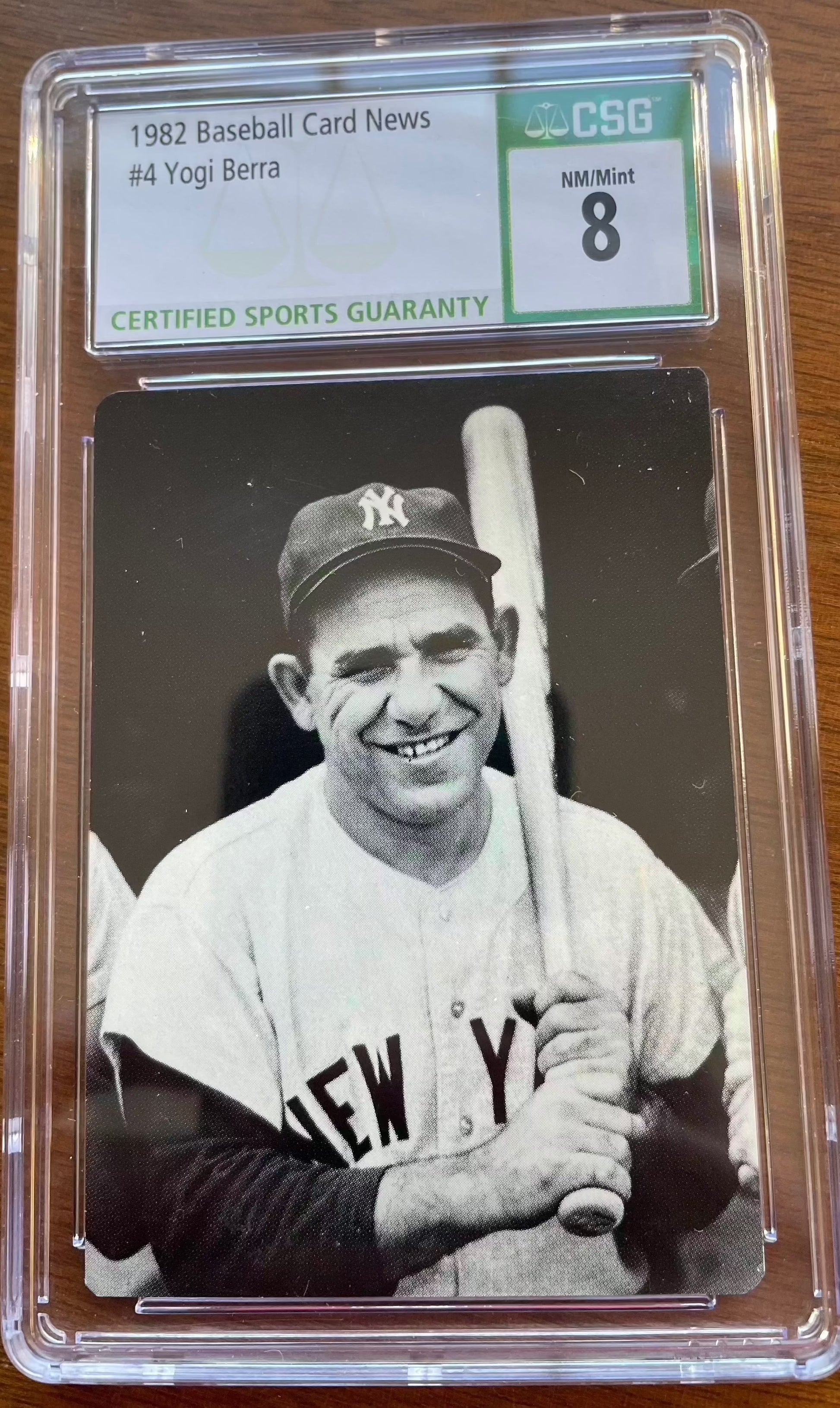 1982 Baseball Cards Yogi Berra 4 HOF, collectible baseball card.