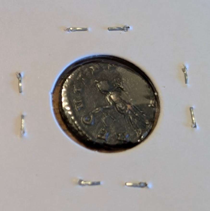 Roman Empire Bronze Antoninianus (AD 253–268) – Soldier Reverse – Authentic Ancient Coin