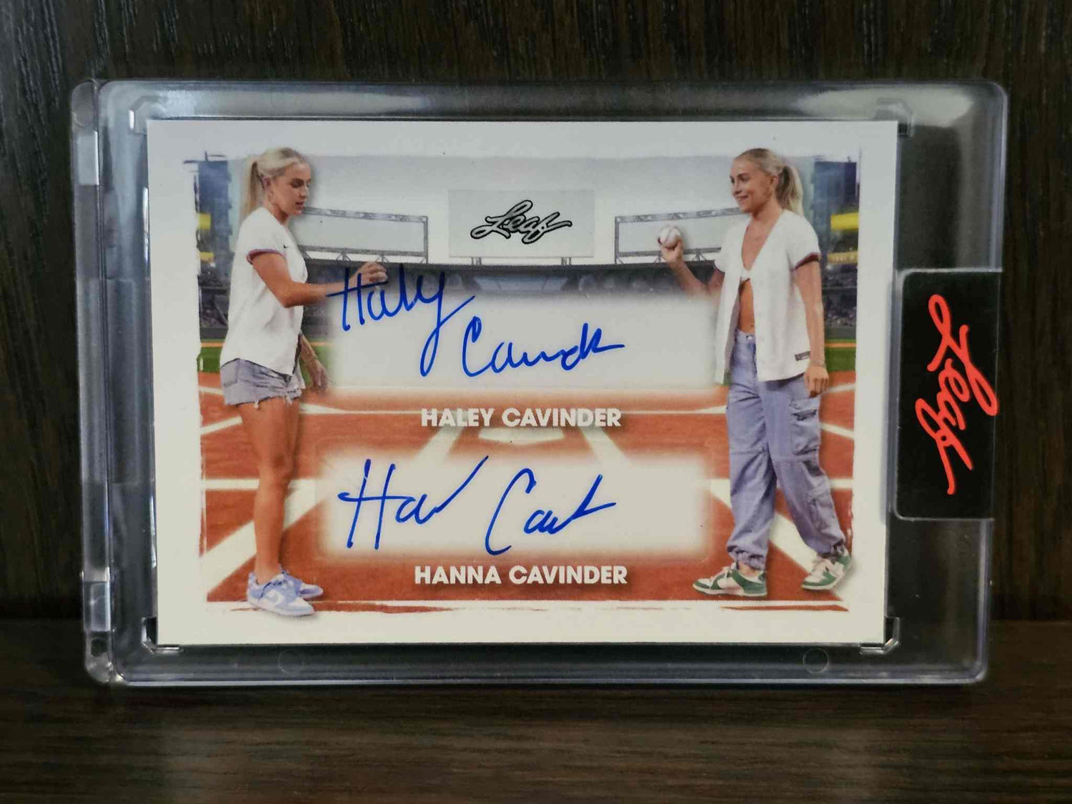 Cavinder Twins dual autograph card 2023 Leaf.