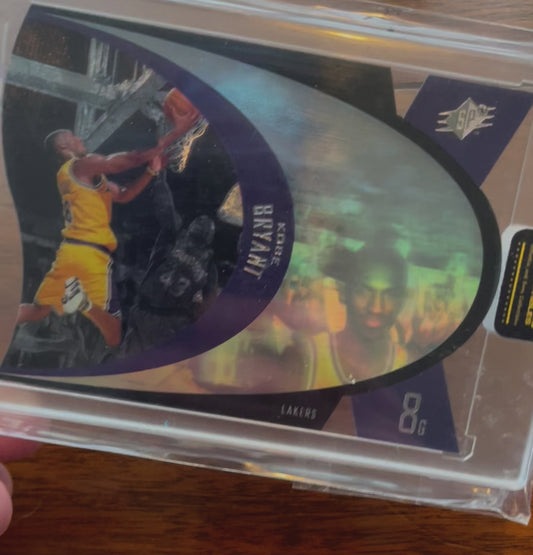 1997-98 Upper Deck SPx Kobe Bryant Die-Cut Hologram Rookie SPX22
